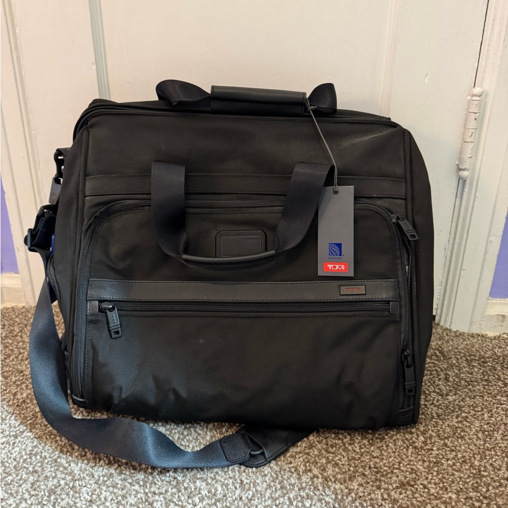 NWT Tumi Framed Soft Duffel Suitcase Bag